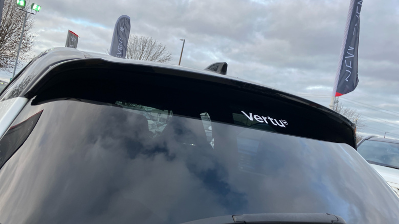 Toyota Yaris 1.5 Hybrid Dynamic 5dr CVT Hybrid Hatchback